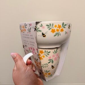 Floral Bee Design Coffee Mug Set